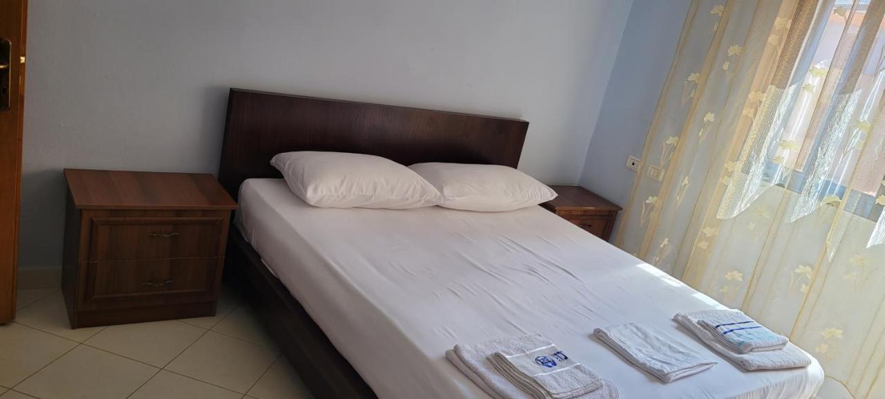 Charming Apartment Lushnjë מראה חיצוני תמונה